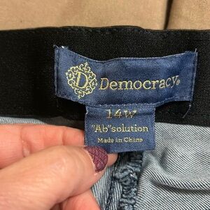 Democracy ab solution distressed jeans
